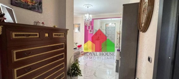 Apartamento de 4 divisões em Giugliano in Campania, Italy N.º 37536 7