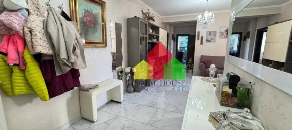 Apartamento de 4 divisões em Giugliano in Campania, Italy N.º 37536 4