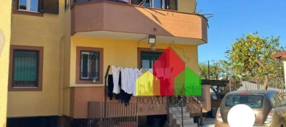 Apartamento de 4 divisões em Giugliano in Campania, Italy N.º 37536 3