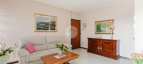 Apartamento de 3 habitaciónes en Bollate, Italy No. 59717 2