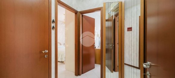 Apartamento de 3 habitaciónes en Bollate, Italy No. 59717 19