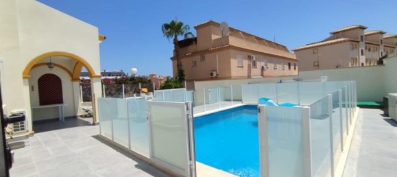 2 bedrooms Villa in Alicante, Spain No. 176474 10