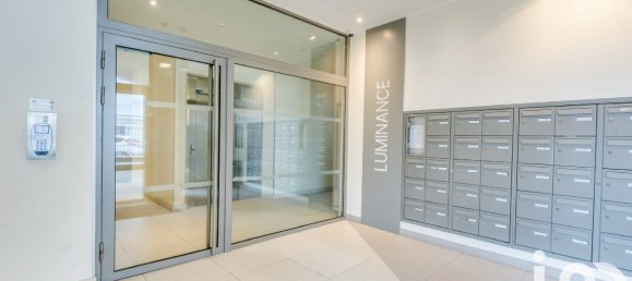 3 bedrooms Apartment in Pantin, France No. 144552 17