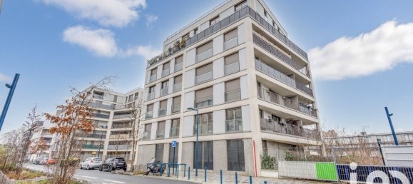 3 bedrooms Apartment in Pantin, France No. 144552 19