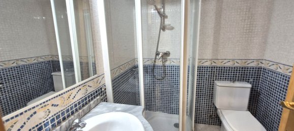 Apartamento de 3 dormitorios en Badajoz, Spain No. 168946 15