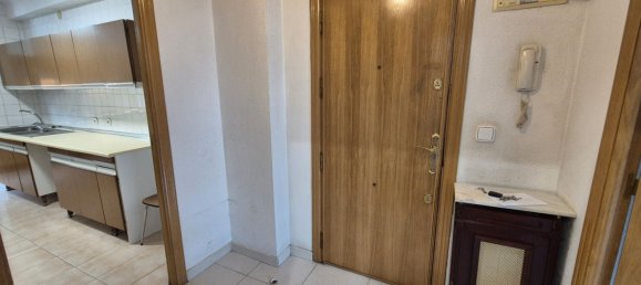 Apartamento de 3 dormitorios en Badajoz, Spain No. 168946 19