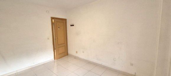 Apartamento de 3 dormitorios en Badajoz, Spain No. 168946 26