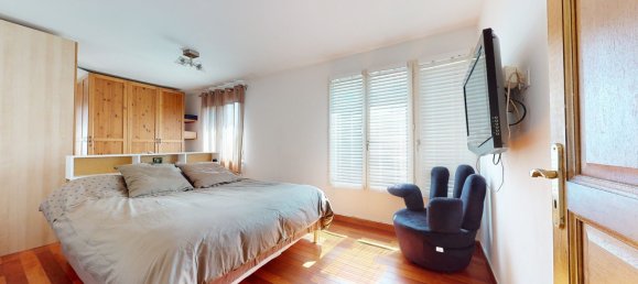 5 bedrooms House in Cormeilles-en-Parisis, France No. 181652 10