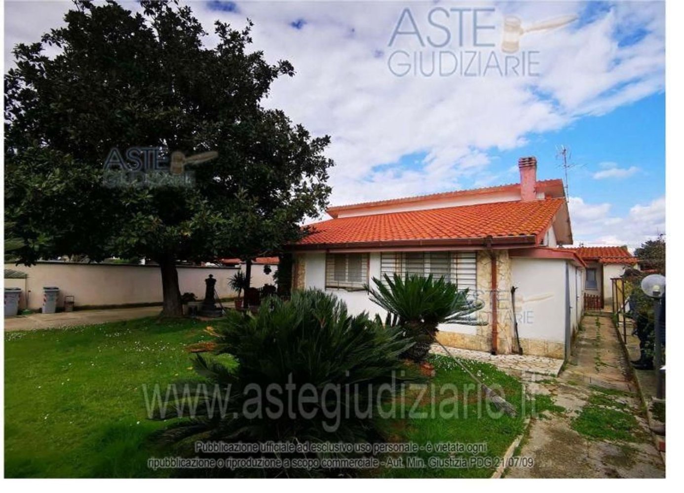 8 bedrooms Apartment in Latina, Italy No. 339646