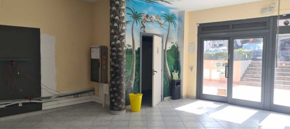 Propiedad comercial en Vasto, Italy 360 m² No. 125726 10