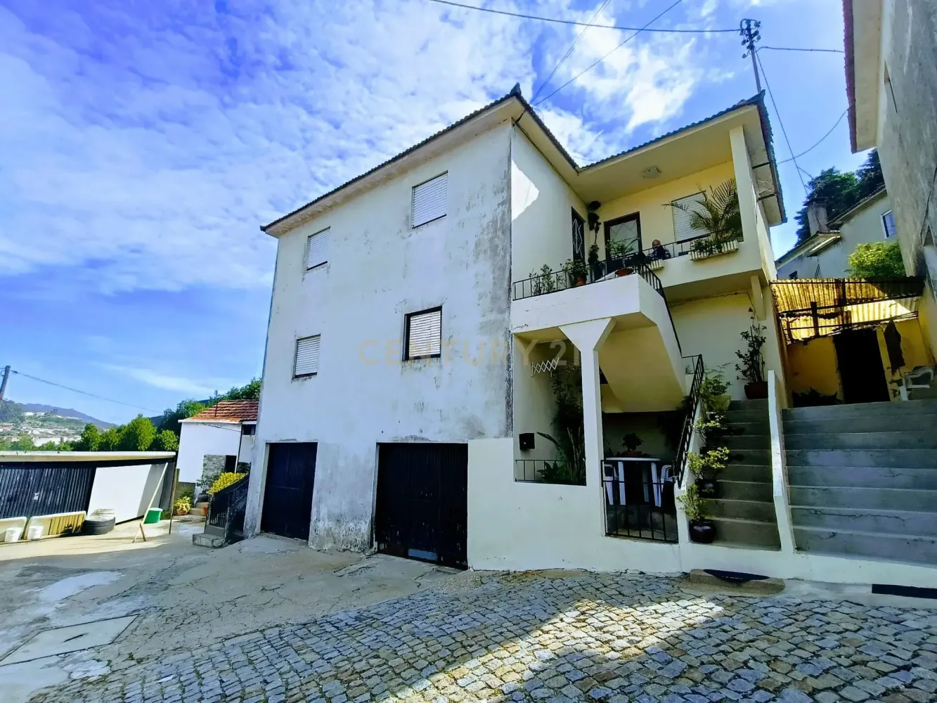 6 bedrooms Villa in Lordelo, Portugal No. 246175