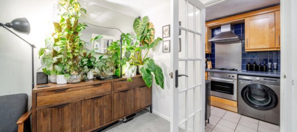 2 bedrooms Apartment in London, United Kingdom No. 7636 28