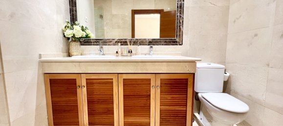 3 bedrooms Townhouse in Estepona, Spain No. 137699 23