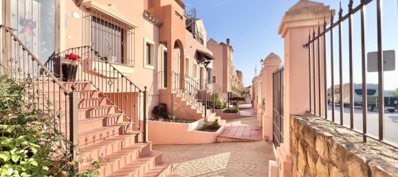 3 bedrooms Townhouse in Estepona, Spain No. 137699 43