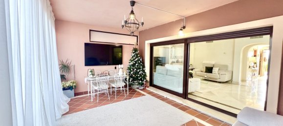 3 bedrooms Townhouse in Estepona, Spain No. 137699 14