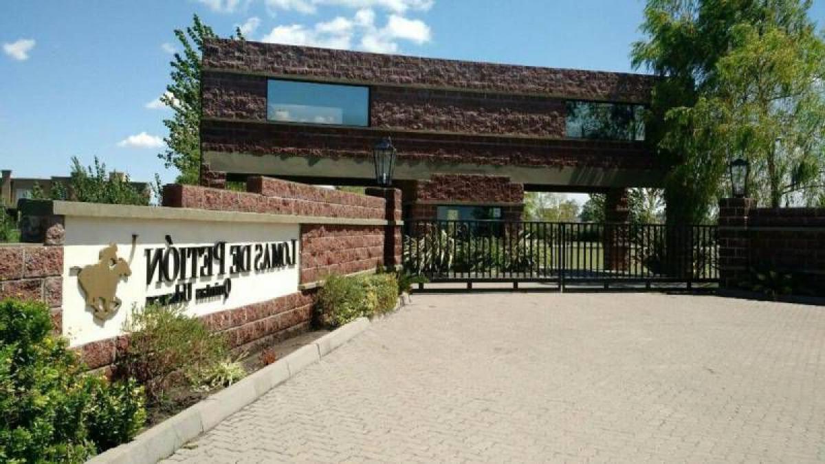 Terrain à Canuelas, Argentina No. 38143