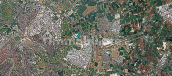 1-Zimmer Lagerhaus in Verona, Italy, Nr. 267101 12