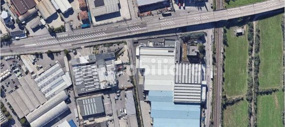 1-Zimmer Lagerhaus in Verona, Italy, Nr. 267101 9