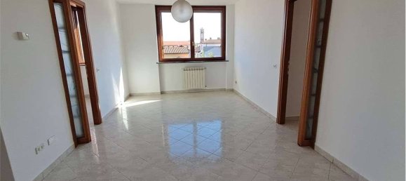 3 rooms Apartment in Busto Garolfo, Italy No. 341243 4