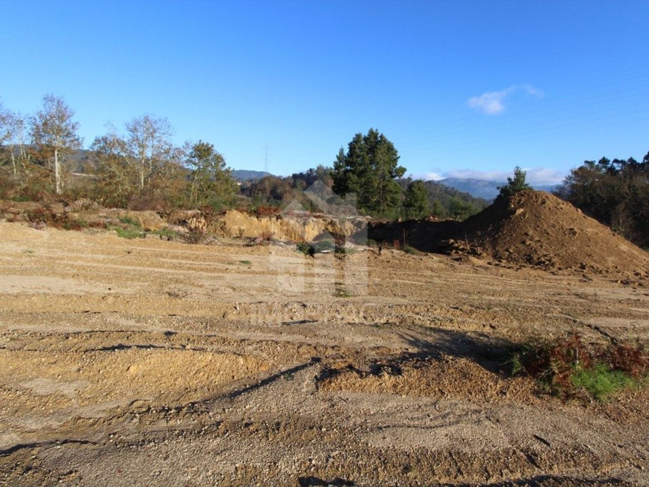 542m² Land in Povoa de Lanhoso, Portugal No. 80523