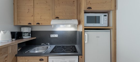 1 bedroom Apartment in Les Belleville, France No. 597 5