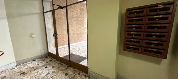 7 rooms Apartment in Rome, Italy No. 166110 5