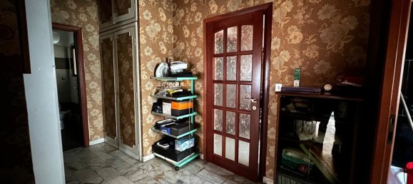 7 rooms Apartment in Rome, Italy No. 166110 32