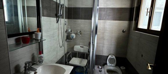 7 rooms Apartment in Rome, Italy No. 166110 27