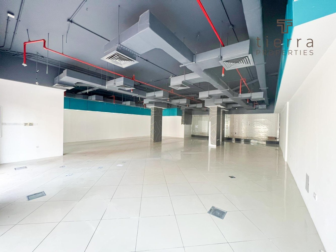 Laden in Bur Dubai, UAE 165.4m², Nr. 54744