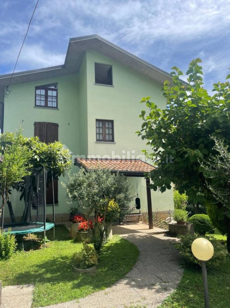 9 chambres Villa à Nembro, Italy No. 291182