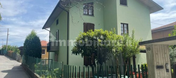 9 chambres Villa à Nembro, Italy No. 291182 9