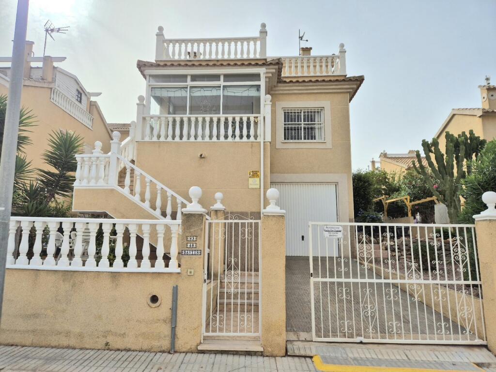 3 bedrooms Villa in La Zenia, Spain No. 202091