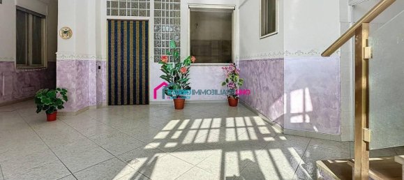 8-Zimmer Wohnung in Saviano, Italy, Nr. 37326 4