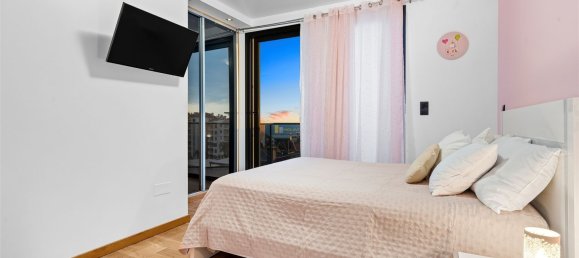 3 bedrooms House in Funchal, Portugal No. 25068 8