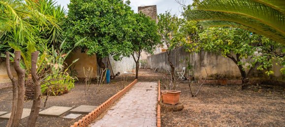 5 bedrooms House in Riposto, Italy No. 272676 22