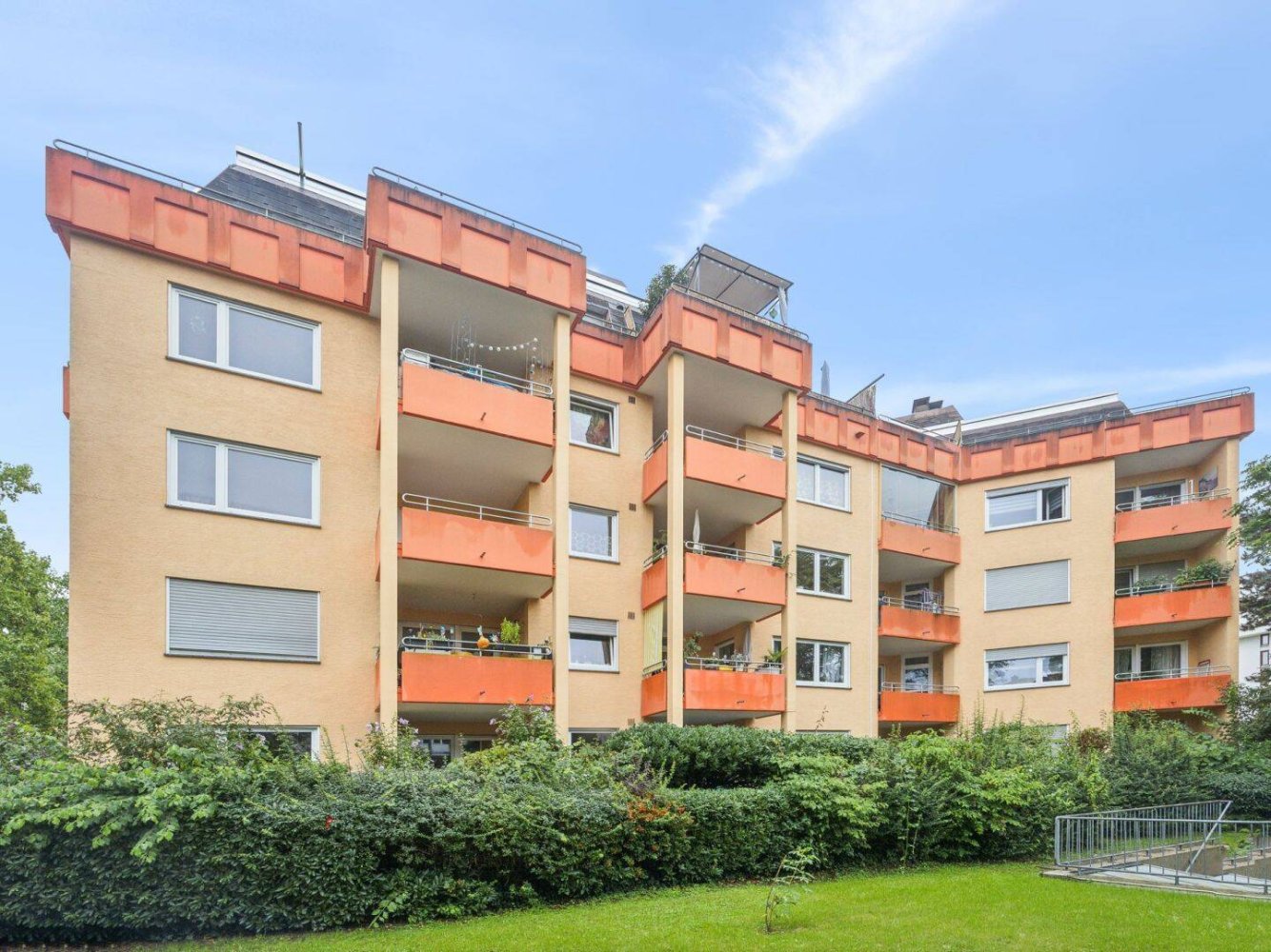 Apartamento de 4 habitaciónes en Freiburg im Breisgau, Germany No. 371667