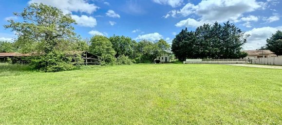 1383m² Land in Assieu, France No. 202230 10