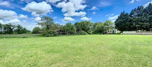 1383m² Land in Assieu, France No. 202230 17