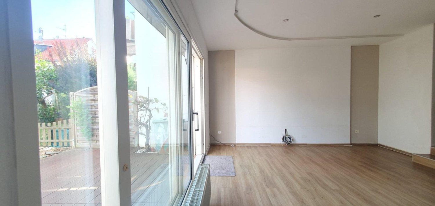 5 rooms Townhouse in Wetteraukreis, Germany No. 310224