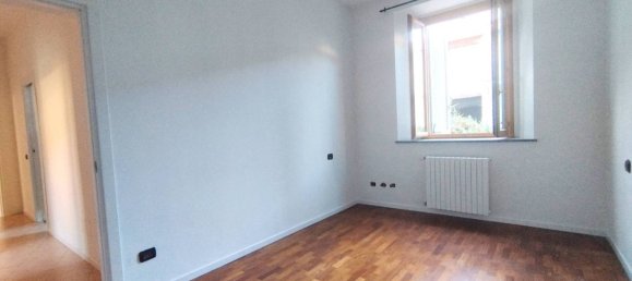 2 bedrooms Apartment in Rho, Italy No. 22920 3