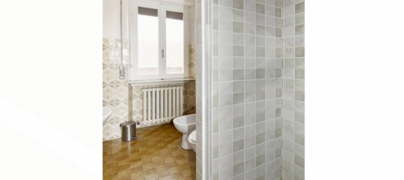 2-salle Appartement à Vanzaghello, Italy No. 27157 11