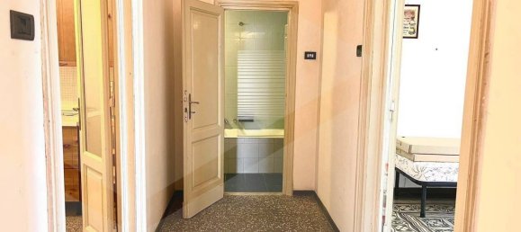 2 bedrooms Apartment in Bari, Italy No. 28737 40
