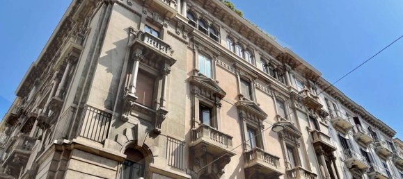 2 bedrooms Apartment in Bari, Italy No. 28737 7