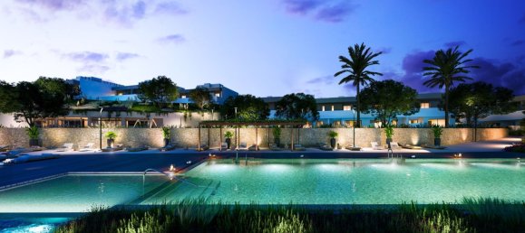 Casa de 4 dormitorios en Alicante, Spain No. 11783 2