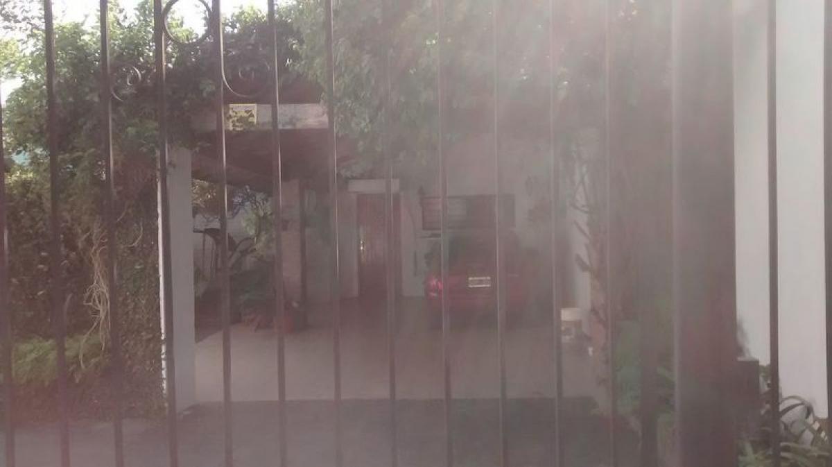 2 bedrooms House in Malvinas Argentinas, Argentina No. 21815