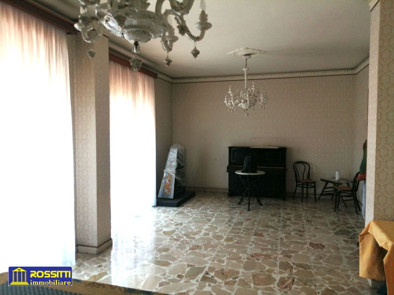 Apartamento T6 em Paternò, Italy N.º 327393