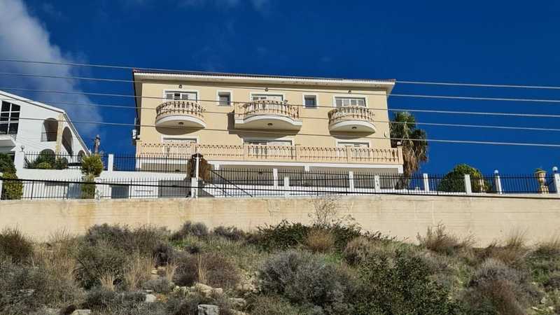 7 bedrooms Villa in Limassol, Cyprus No. 153698