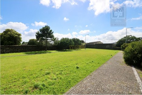 178m² Land in Ponta Delgada, Portugal No. 116875