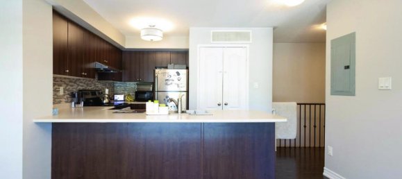 2 bedrooms House in Mississauga, Canada No. 396 6