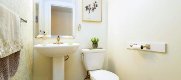 2 bedrooms House in Mississauga, Canada No. 396 10